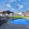 Tranquil 4-BR Oasis With Pool & Backyard Bliss! - سايبريس