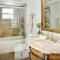 4BR Beach House Pool & Jacuzzi Beach Access - Marco Island