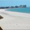 Beachfront South Seas Remodeled Paradise! - جزيرة ماركو