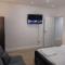 Three Bedroom Modern Apartment by Luton Airport and Luton Station