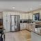 Elegant Family-Friendly Home on Canal I 3BD2BA Sleeps 6 I Walk to Beach & Shops - جزيرة ماركو