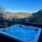 The Haüs Windham - Luxury Suites, Hot Tub, Mountain Views!