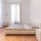 Beautiful bright and quiet one bedroom apartment