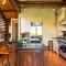 Townhome on the Creek 135 by AvantStay Ski In Ski Out Home w Hot Tub - Telluride