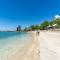 OMP 15C-T2, Seaview, Pool & Beach Access, Near Airport, FAST WI-FI, Netflix