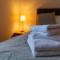 BEST STAY Haus Martina im Herzen der Rhön - 3 einzelbuchbare moderne Wohnungen für 2-8 Personen, Terrasse, Balkon, Garten, Ski und E-Bike Keller, Lounge, freies Wlan, familienfreundlich