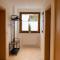 BEST STAY Haus Martina im Herzen der Rhön - 3 einzelbuchbare moderne Wohnungen für 2-8 Personen, Terrasse, Balkon, Garten, Ski und E-Bike Keller, Lounge, freies Wlan, familienfreundlich