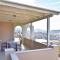 Otzia Bay House, 5 minutes walking distance from the beach