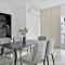 Phaedrus Living: Romanou Modern City Center Flat