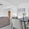 Phaedrus Living: Romanou Modern City Center Flat