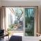 Julep by AvantStay Stylish 9 BR Estate w Mid-Century Modern Decor - Phoenix