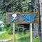 Beautiful chalet on 5 acres - 2 min to Village! Hot-Tub, Sauna, Fire Pit!