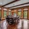 Luxurious Chalet! Hot-tub, Bonfire & Ideal Location for Skiing & Town