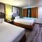 Super 8 by Wyndham Austin North/University Area