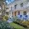 Sea Glass Cottage on Duke - Three Bedrooms Downtown Beaufort
