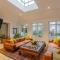 Stunning 6-bedroom countryside home