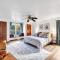 CR East River House