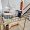 CR East River House