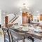 CR East River House