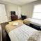 Cheerful 2-story apt w/ high speed Wi-Fi & Patio!