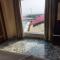 Sea Queen Beach Resort On Beach !! Couple Friendly Family Resort !!
