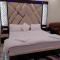 Sea Queen Beach Resort On Beach !! Couple Friendly Family Resort !!