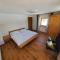 Rosas Ferienhaus Ferienwohnung Rote Flueh