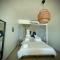 1 Corcega Beachfront Suites