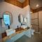 1 Corcega Beachfront Suites