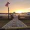 Dock House, Close to Camp Lejeune, water access, DOCK, king bed - Cedar Point