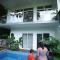 Ultra Modern Glass house with large Swimming pool and garden - Kottayam