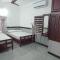 Riverside Spacious single story villa in Kottayam town with 10 beds, Large Courtyard.& direct access to the River