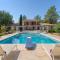 Villa de 277m² climatisée avec piscine chauffée à Fayence
