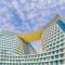 Studio with pool and private beach access on Palm Jumeirah - دبي