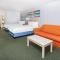 Days Inn & Suites by Wyndham Colonial