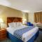 Econo Lodge Inn & Suites - Auburn