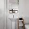 Amazing Astor Apartment ~ 5 mins Brisbane CBD Amazing Astor Apartment ~ 5 mins Brisbane CBD