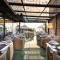 Olivia Plaza Hotel