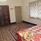 1 Room for 4 Guests OR 2 BHK for 4 to 10 Guests with AC for Families - Hajdarabad