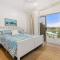 Newly Renovated Hyams Beach Cottage