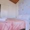 STAY Crystal Waves Maisonette