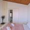 STAY Crystal Waves Maisonette