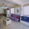 STAY Crystal Waves Maisonette