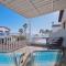 STAY Crystal Waves Maisonette