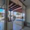 STAY Crystal Waves Maisonette
