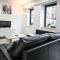 Contemporary 1 Bed Apartment