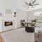 Updated Home w Heated Pool, Near Beaches - Five-Bedroom House - 塔彭斯普林斯