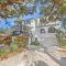 Updated Home w Heated Pool, Near Beaches - Five-Bedroom House - 塔彭斯普林斯