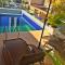 Vivaz Boutique Hotel