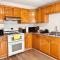 19 Malden 3Br Apt on 2F with WIFi and Free parking - Malden